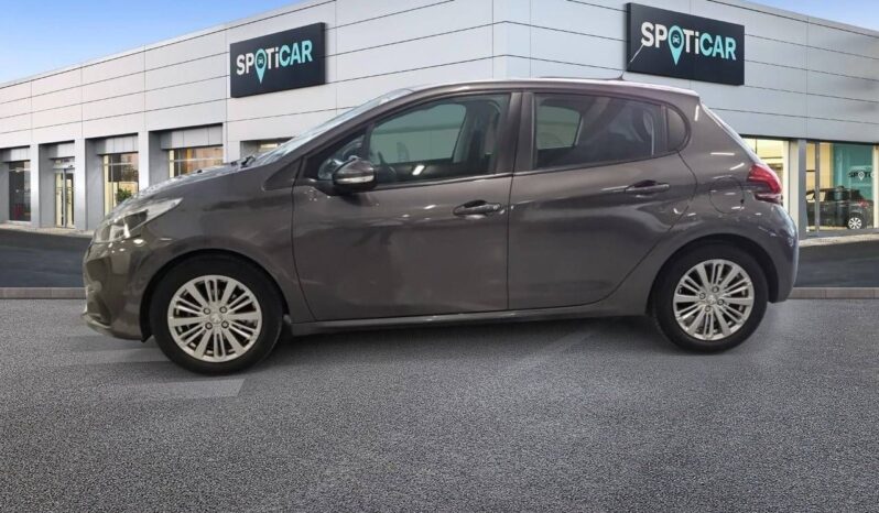 
								Peugeot 208 PureTech Signature 60 kW (82 CV) full									