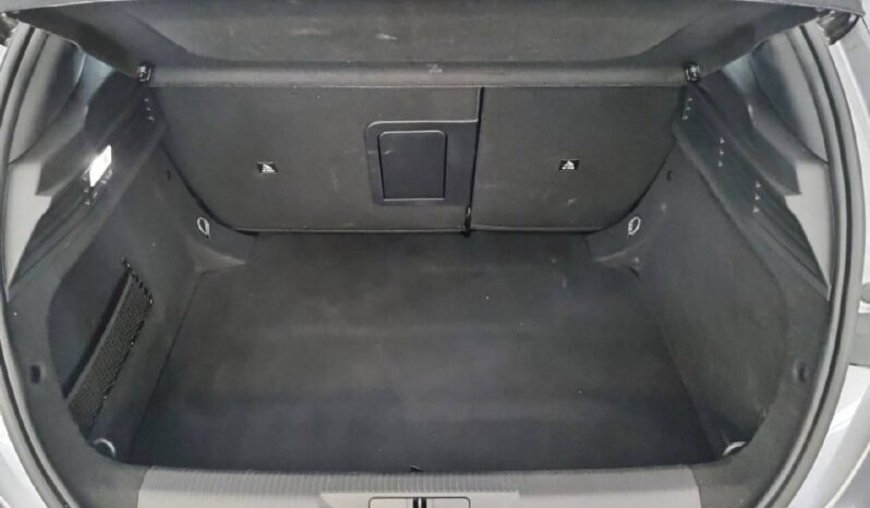 
								Peugeot 308 PureTech 130 S&S Allure 96 kW (130 CV) full									