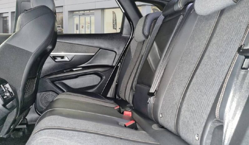 
								Peugeot 3008 PureTech 130 S&S GT Line 96 kW (130 CV) full									