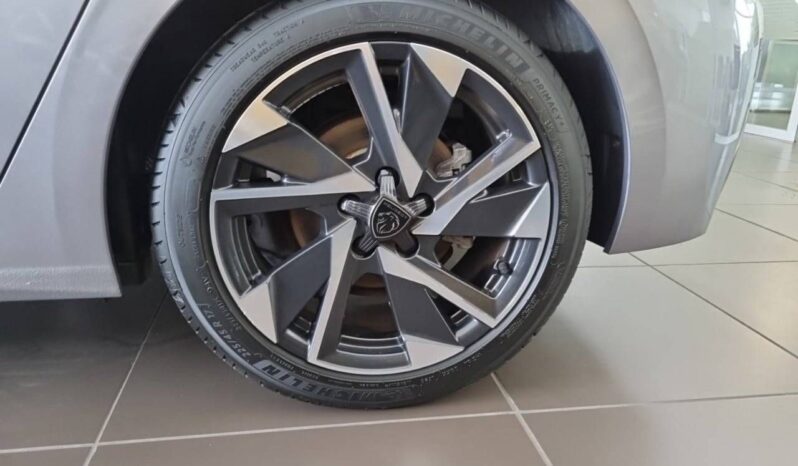 
								Peugeot 308 PureTech 130 S&S Allure 96 kW (130 CV) full									