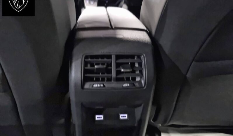 
								Peugeot e-308 First Edition Eléctrico 115 kW (156 CV) full									