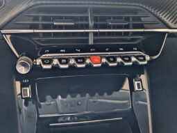 
										Peugeot 208 PureTech 100 Allure Pack EAT8 75 kW (100 CV) full									