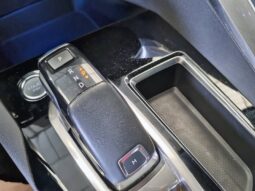 
										Peugeot 3008 PureTech 130 Allure EAT6 96 kW (130 CV) full									